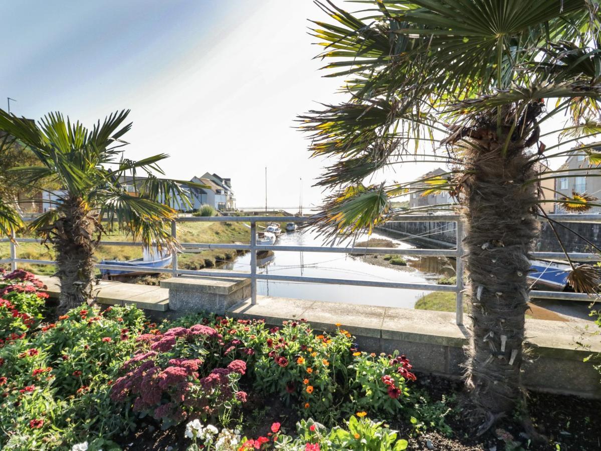 הוילה מילום Harbour View מראה חיצוני תמונה